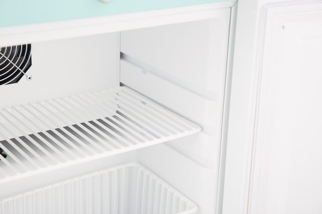 Lec Medical Pharmacy Fridge | 47L Essential | PESR47DC - Image 3